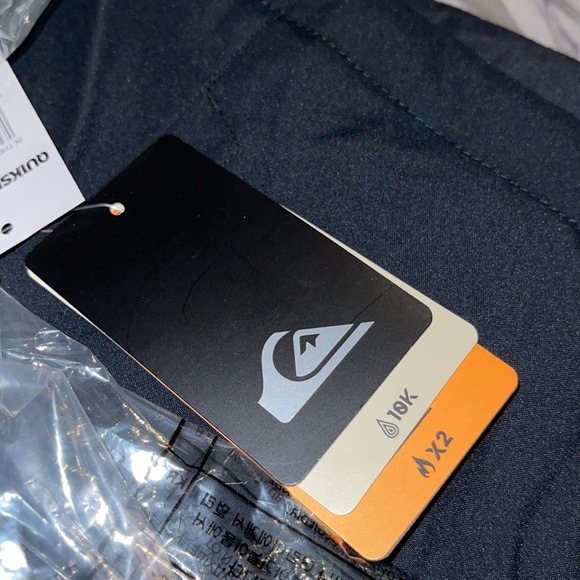 🔥QUIKSILVER Boy's In The Hood Snow Jacket NWT - Picture 15 of 16